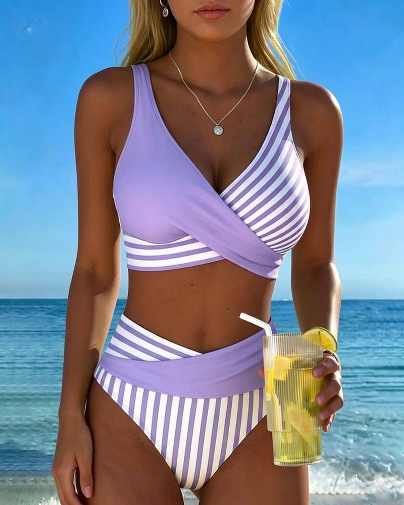 Gestreepte bikini met gekruiste print