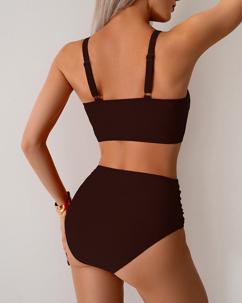 Sexy bikinibroekje met knoop en hoge taille