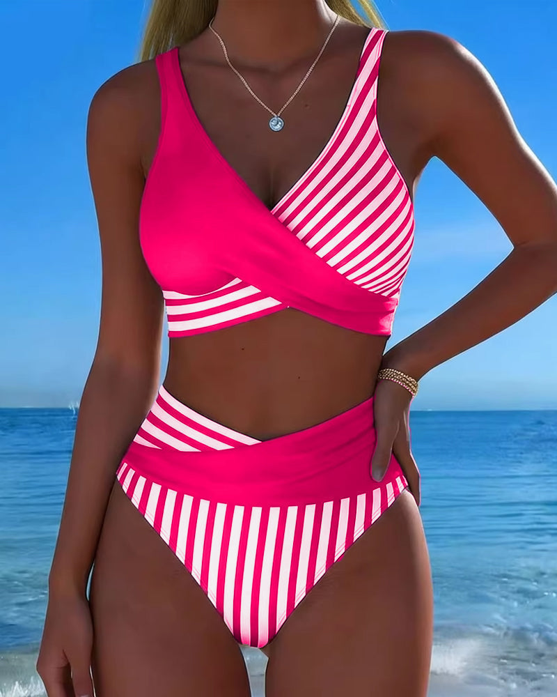 Gestreepte bikini met gekruiste print