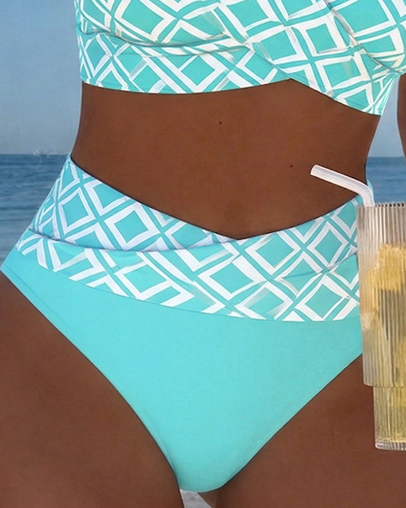 Tweeledige bikini met diamantmotief en beha-stijl