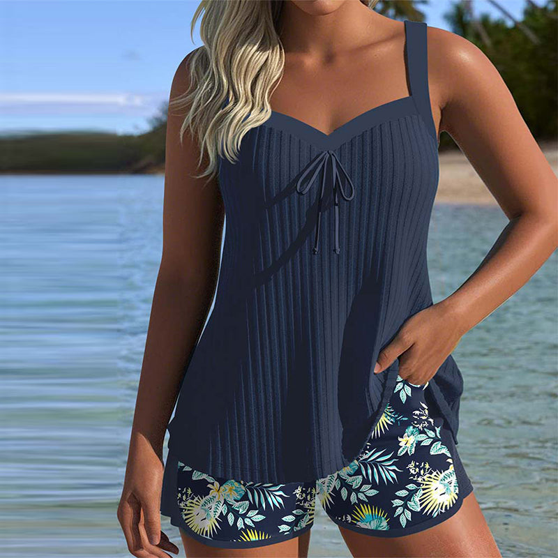 Gestreepte tweedelige tankini met strandshort