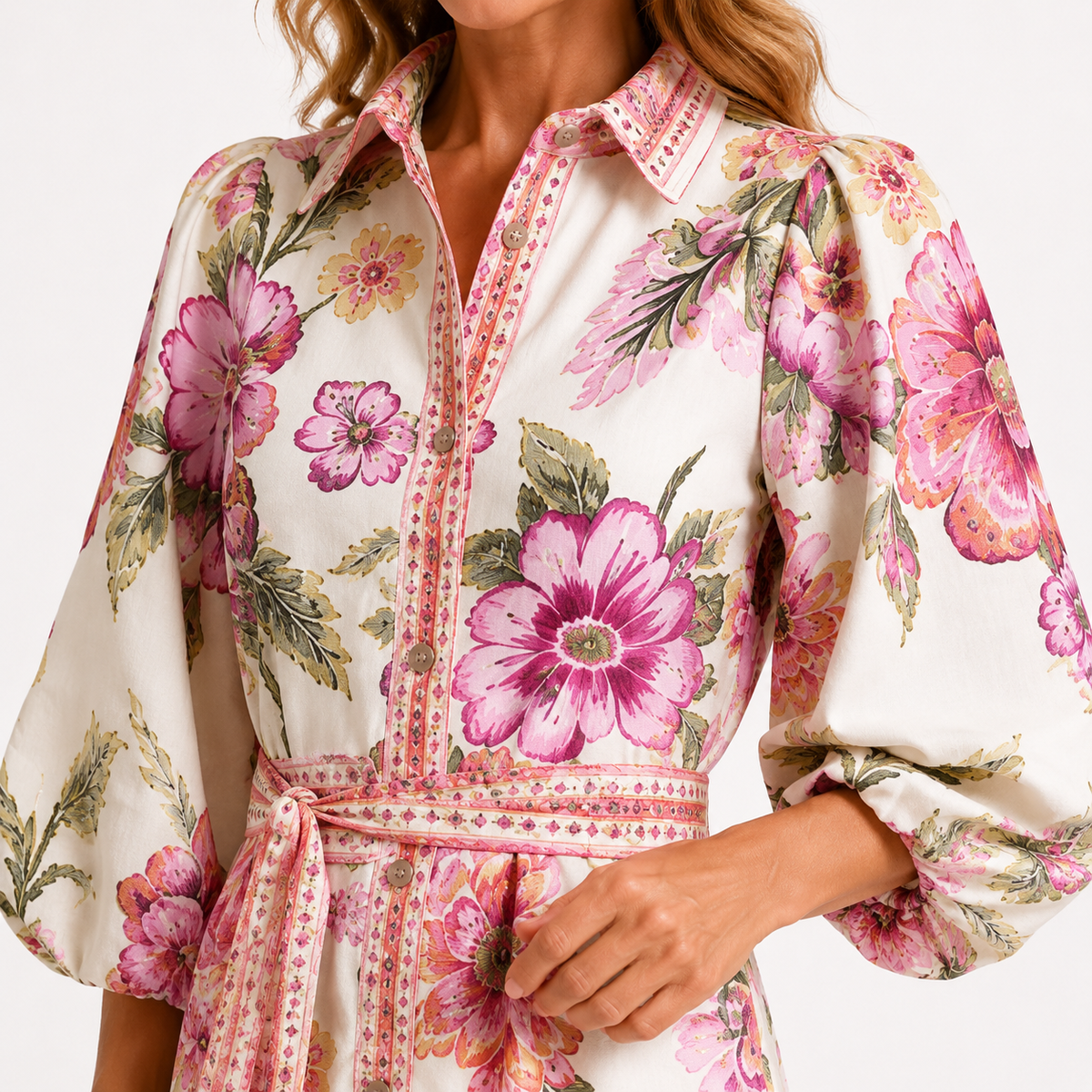 Chantal – Bloesjurk met bloemenprint en ceintuur in de taille