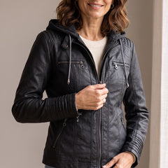 Sandrine veste mi-saison portée