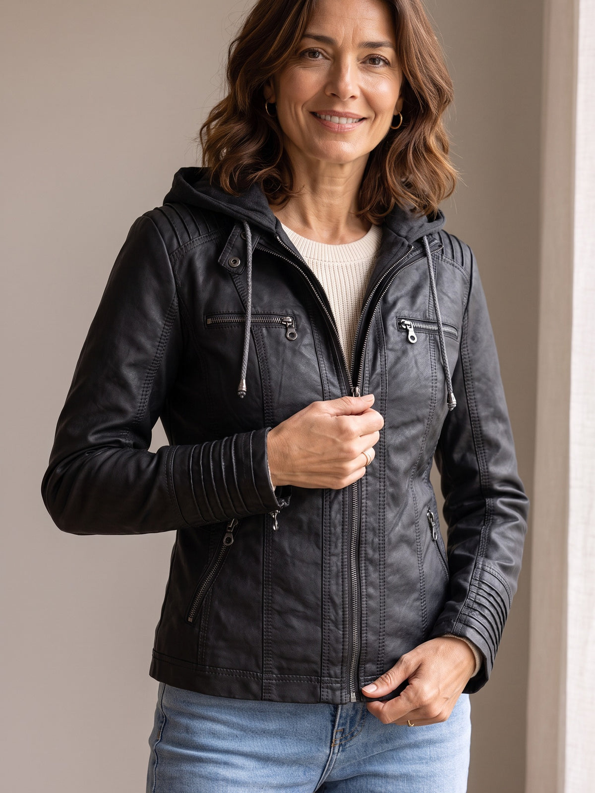 Sandrine veste mi-saison portée